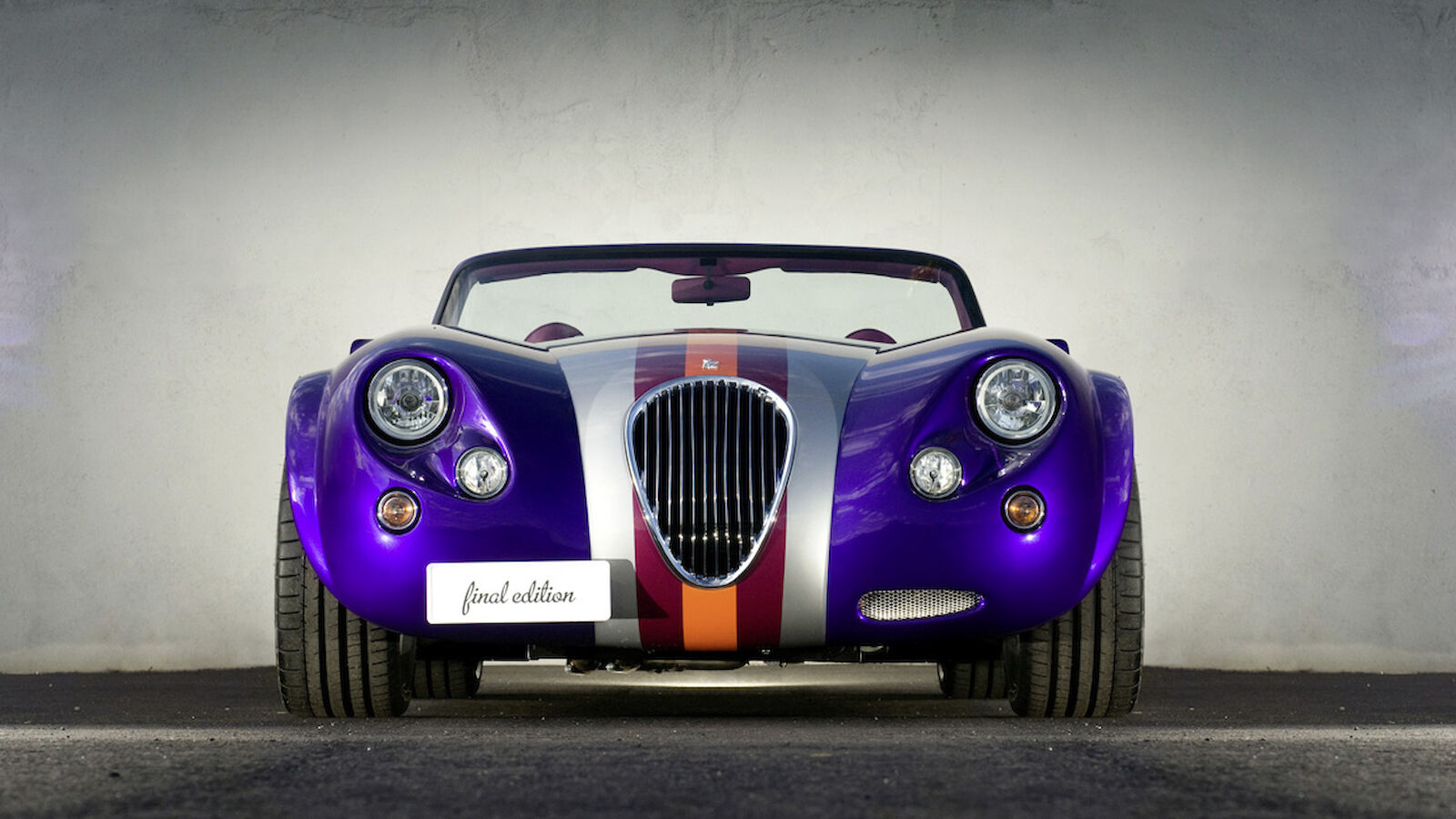 Dekor-Konzept für die Wiesmann Roadster MF3 final edition by SIEGER