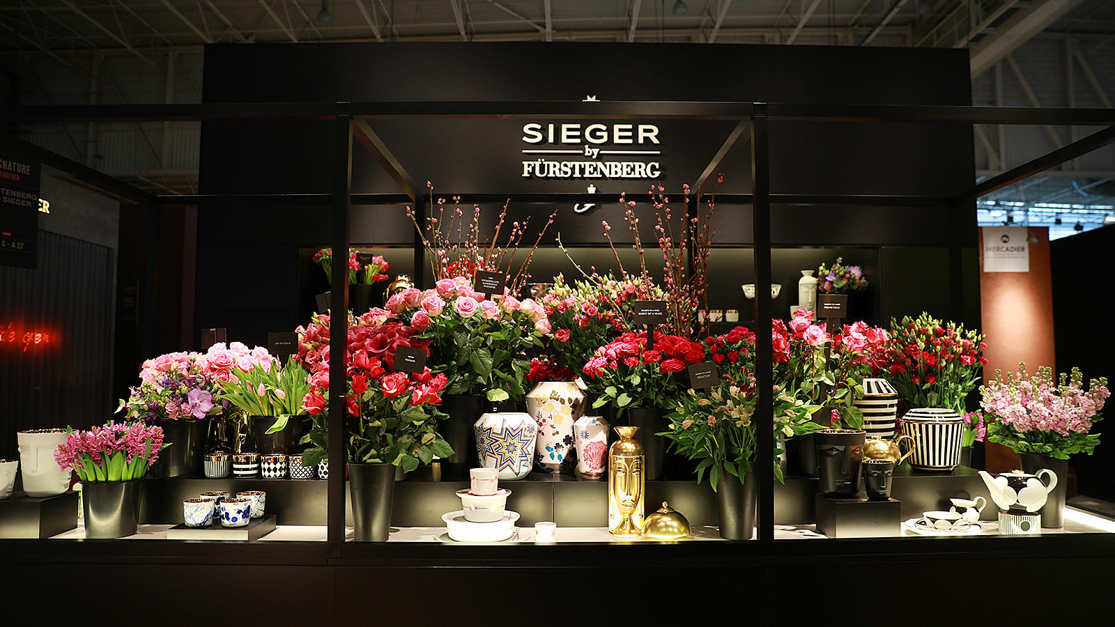 Atmospheric fair stand design for Sieger by Fürstenberg